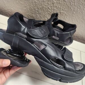 Z-Coil Men Velcro Strap Sandal, size 10